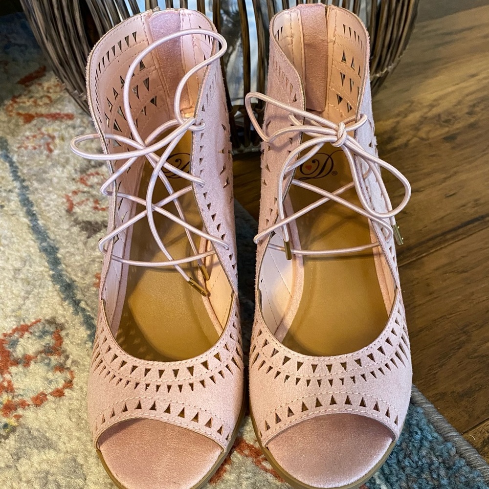 Love D Pink High Heels/Booties